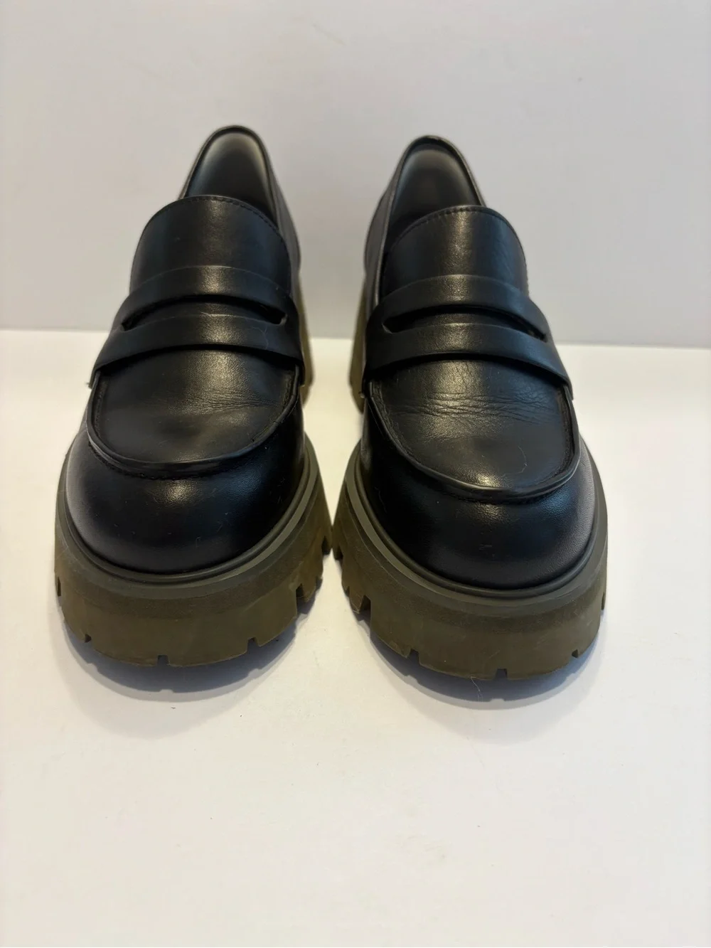 Marc Fisher Women Latika Slip On Loafers Black Leather Lug Sole Platform 5 1/2